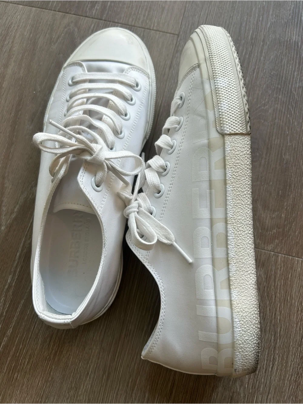 Burberry White Low-Top Canvas Sneakers